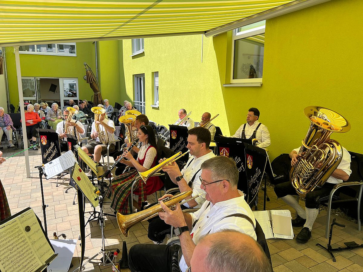 Blasmusik im Wohn- und Pflegeheim "Am Weidengarten" 2025