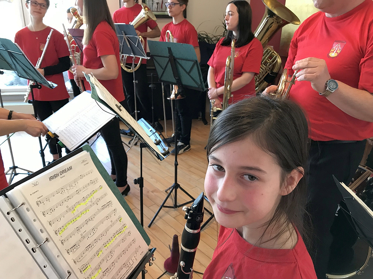 Nachwuchs spielt im ASB Seniorenzentrum